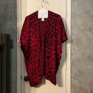 Red and black cheetah print wrap. Size large/extra large.